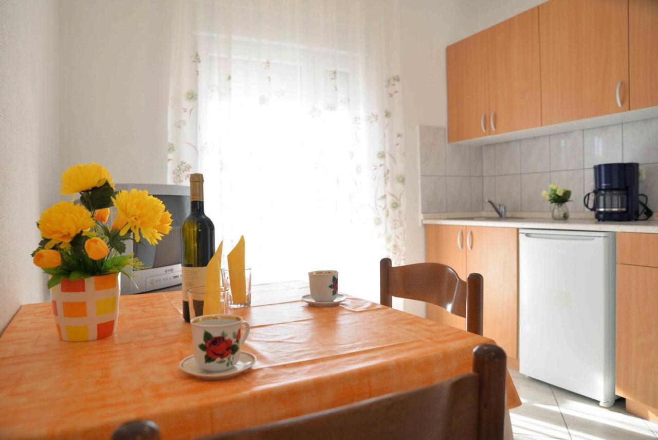 Apartments Katarina Vodice Eksteriør bilde