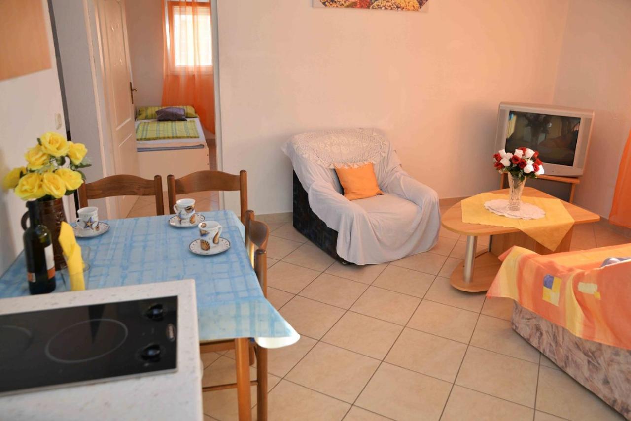 Apartments Katarina Vodice Eksteriør bilde
